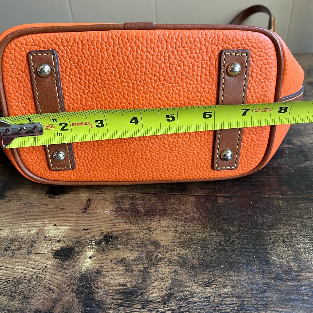 Dooney & Bourke Zip Sac in Clementine Pebble Leather Crossbody Bag - Picture 10 of 16